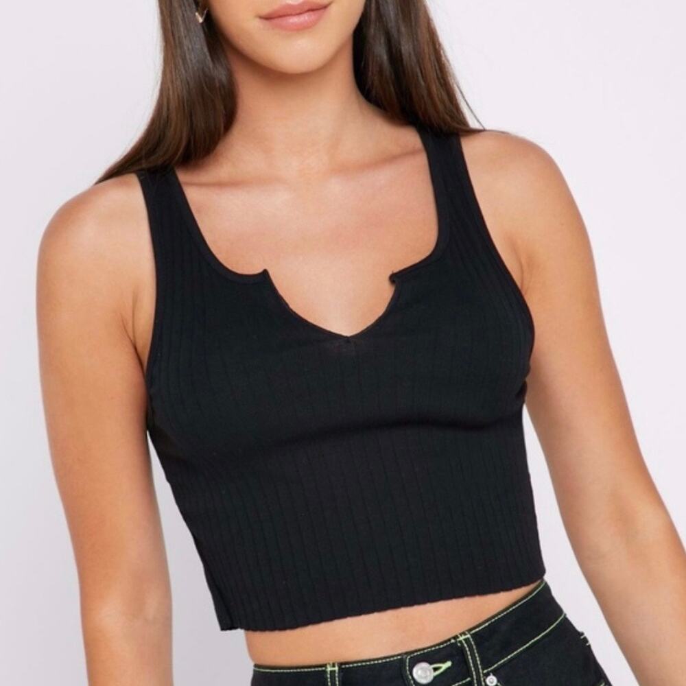 Ribbed Split Neck Top Shop Tank